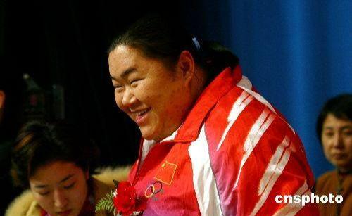 举重女子奥运会冠军_奥运举重女子冠军有谁_奥运举重女子冠军有哪些